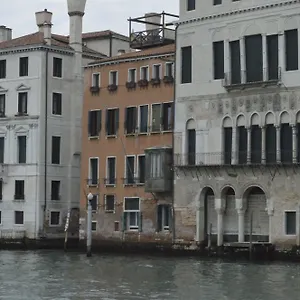 Leon Bianco On The Grand Canal Venise